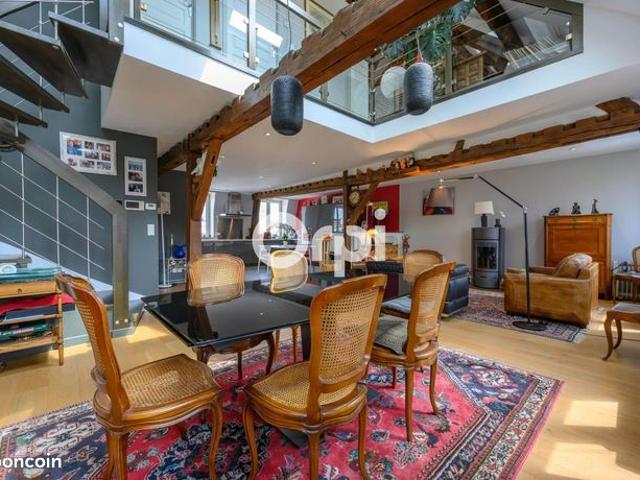 Maison 6 pièces 275 m²