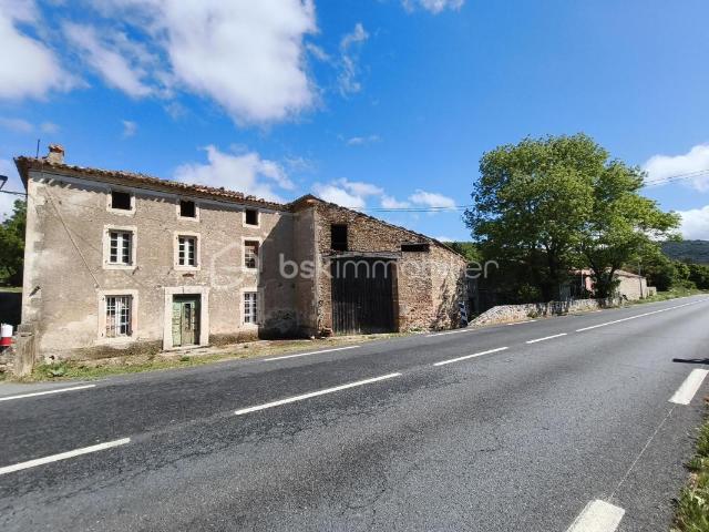Maison 5 pièces 275 m²