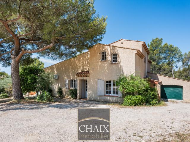 Maison 5 pièces 276 m²