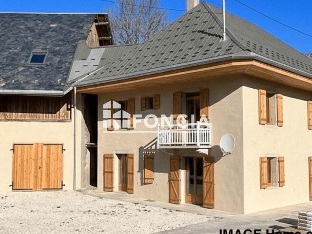 Maison 5 pièces 270 m²
