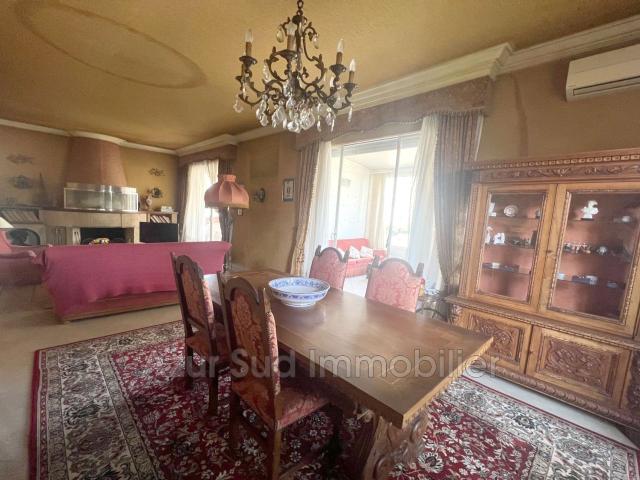 Maison 5 pièces 270 m²