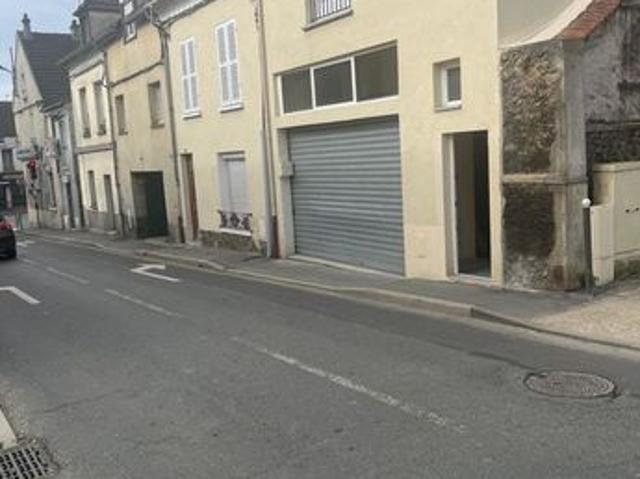 Maison 5 pièces 285 m²