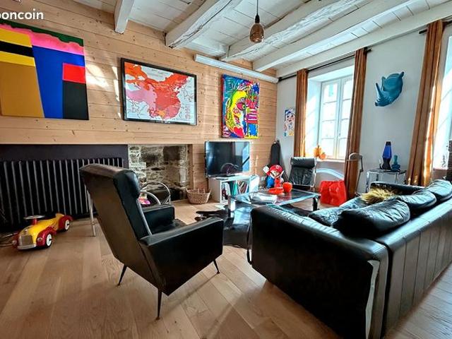 Maison 5 pièces 286 m²