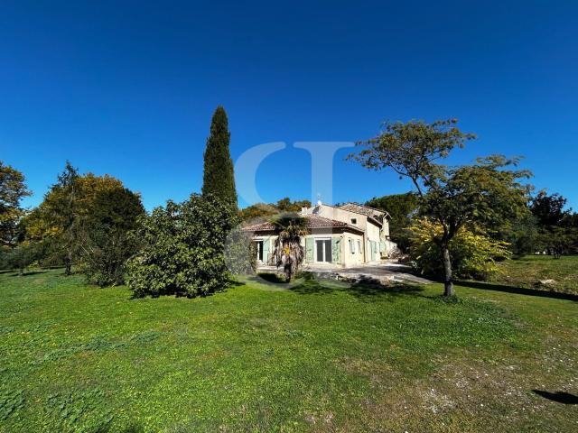 Maison 5 pièces 287 m²