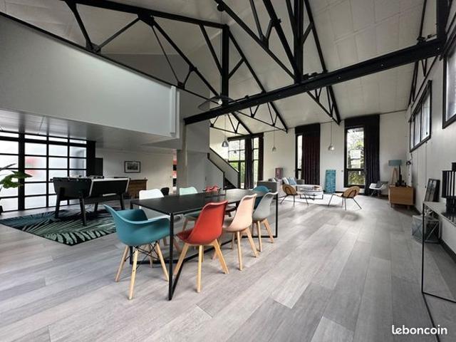 Maison 5 pièces 287 m²