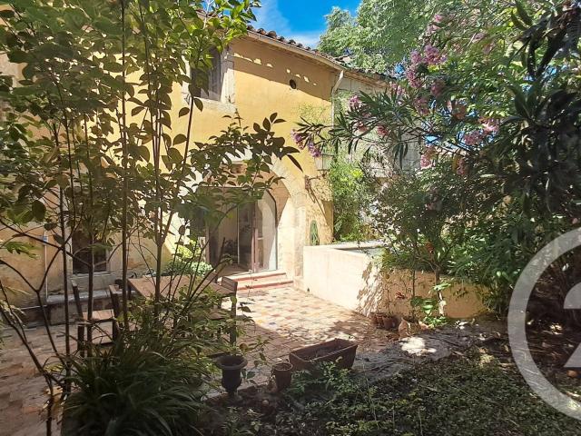 Maison 5 pièces 298 m²