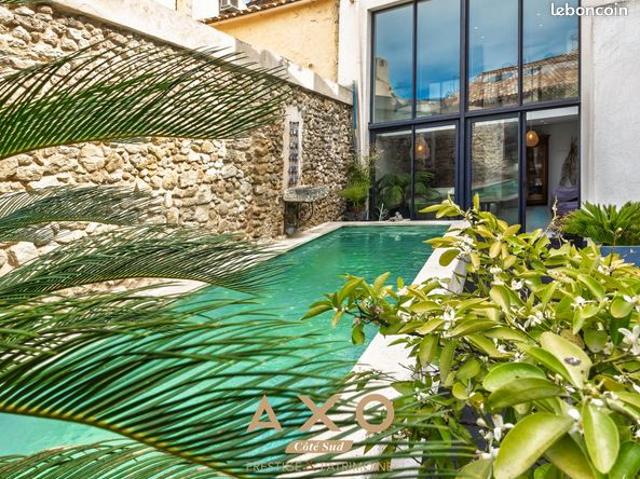 Maison 5 pièces 290 m²