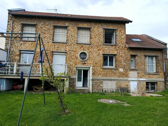 Maison 5 pièces 290 m²