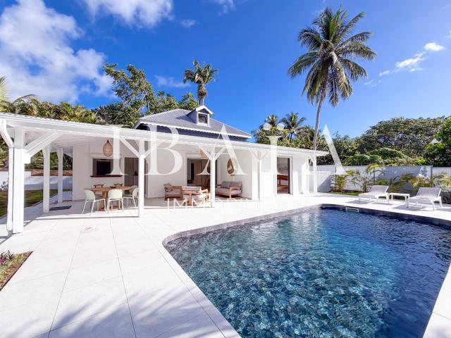 Maison 5 pièces 2 700 m²