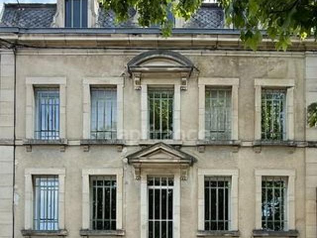 Maison 5 pièces 306 m²