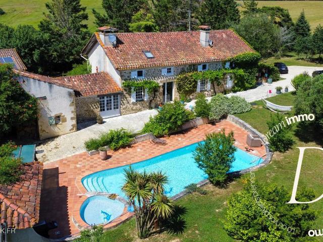 Maison 5 pièces 308 m²