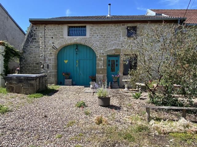 Maison 5 pièces 300 m²