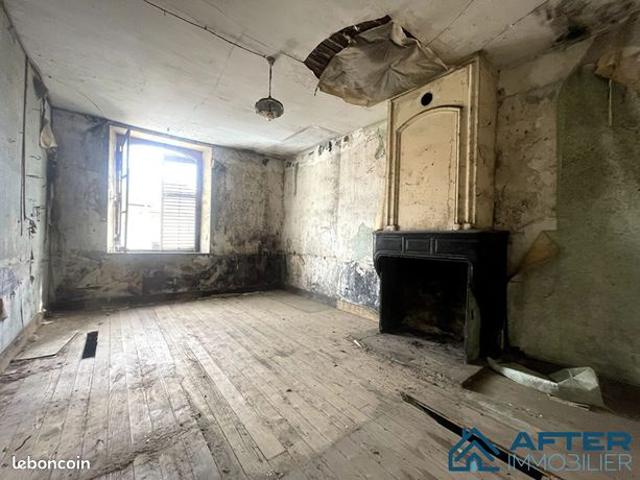 Maison 5 pièces 300 m²