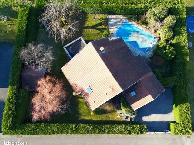 Maison 5 pièces 300 m²