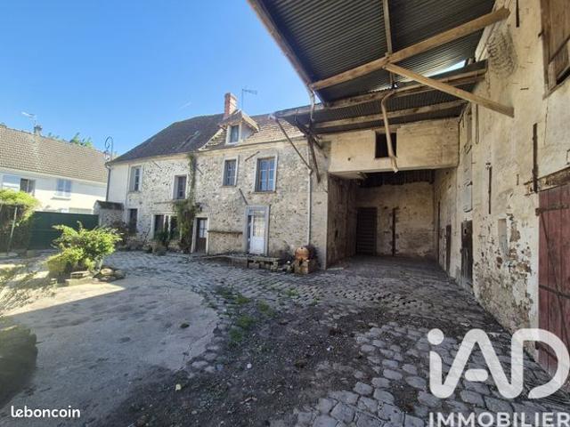 Maison 5 pièces 315 m²
