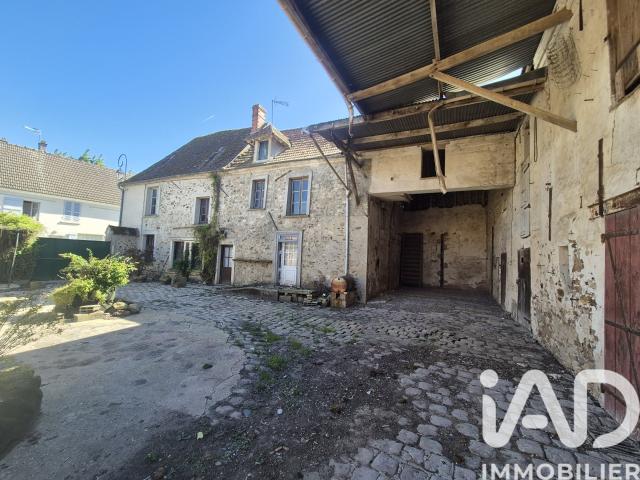 Maison 5 pièces 315 m²