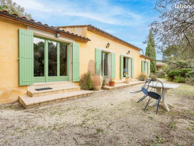 Maison 5 pièces 311 m²