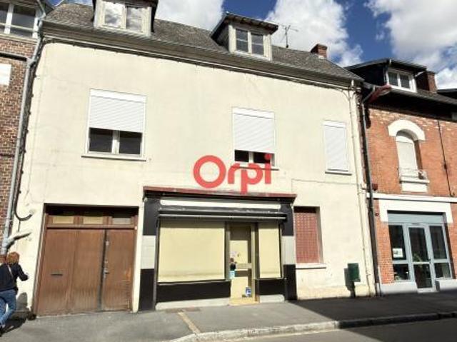 Maison 5 pièces 326 m²