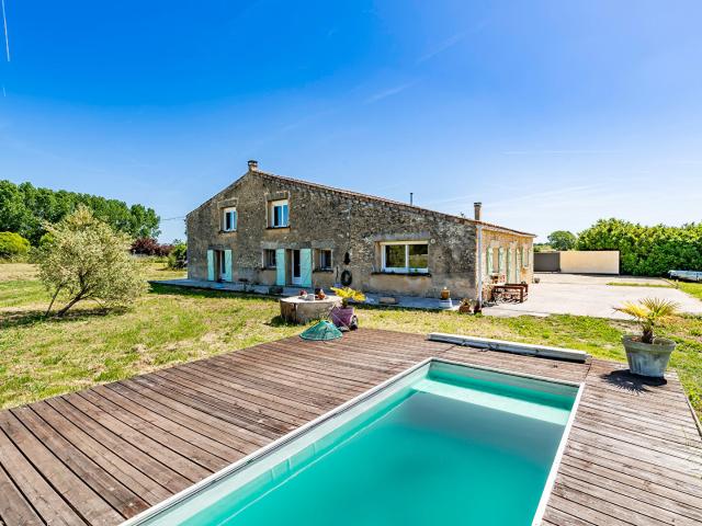 Maison 5 pièces 329 m²