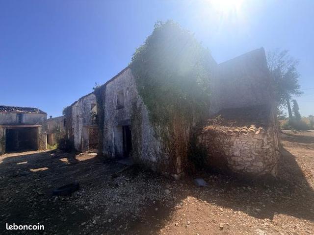 Maison 5 pièces 370 m²