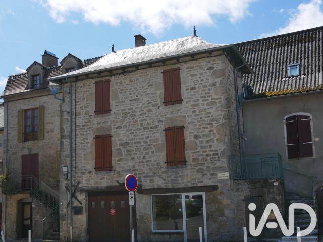 Maison 5 pièces 380 m²