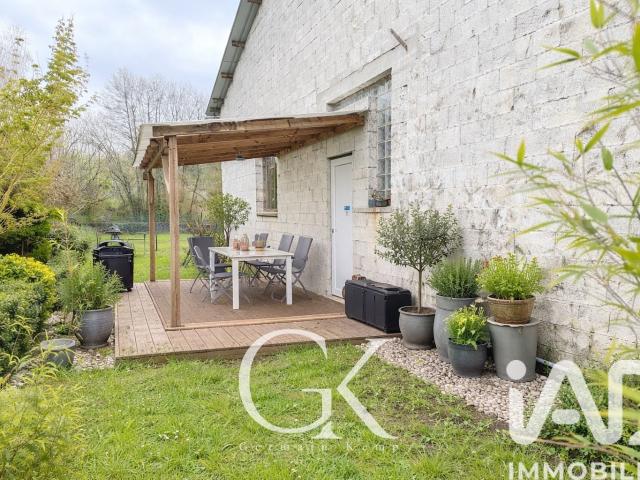 Maison 5 pièces 400 m²