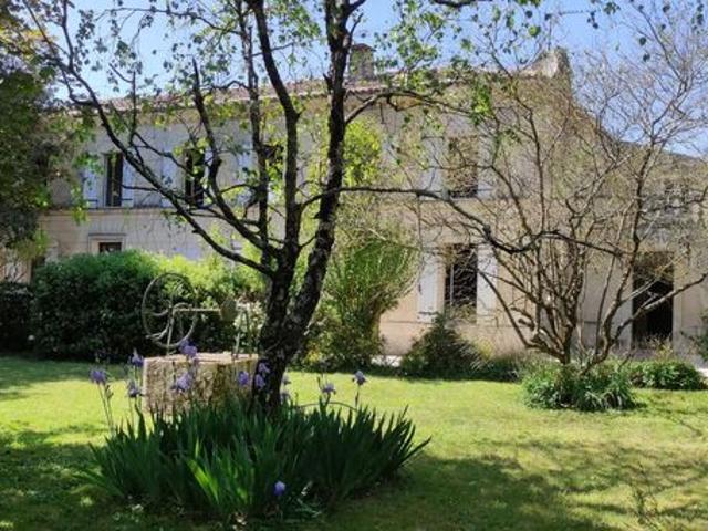 Maison 5 pièces 430 m²