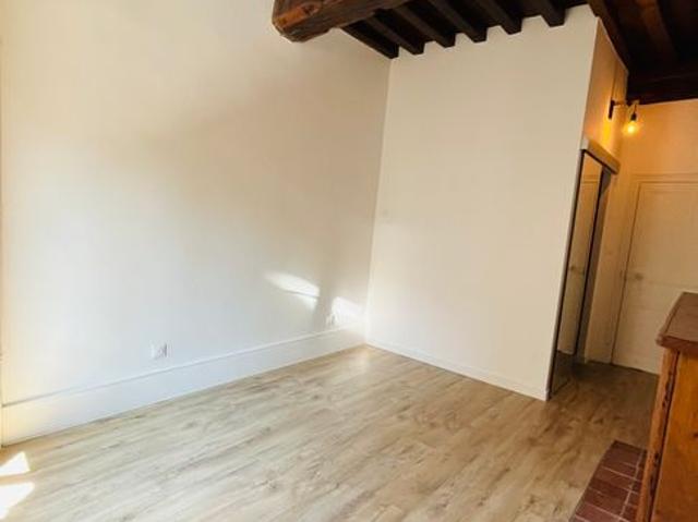 Maison 5 pièces, 72 m² à louer à Nuits Saint Georges 21700