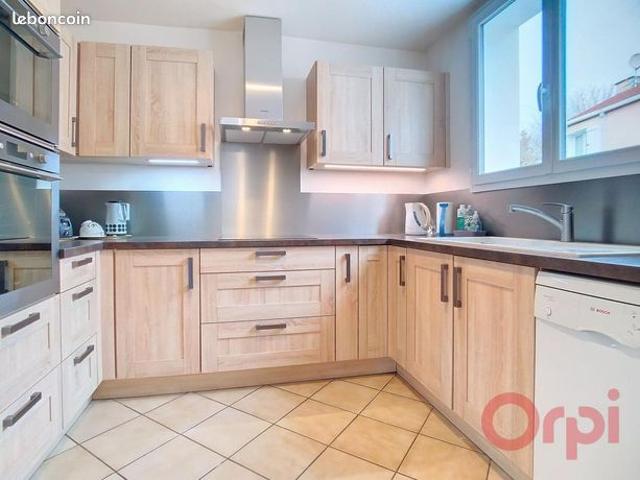 Maison 5 pièces 73 m²