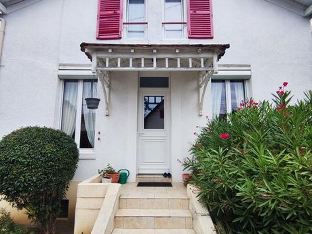 Maison 5 pièces 74 m²