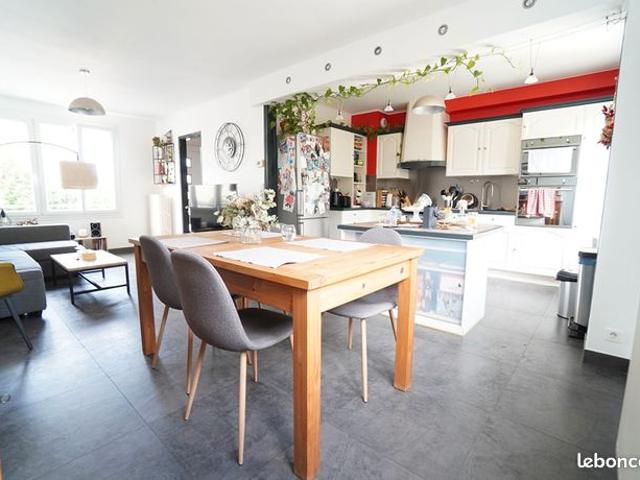 Maison 5 pièces 74 m²