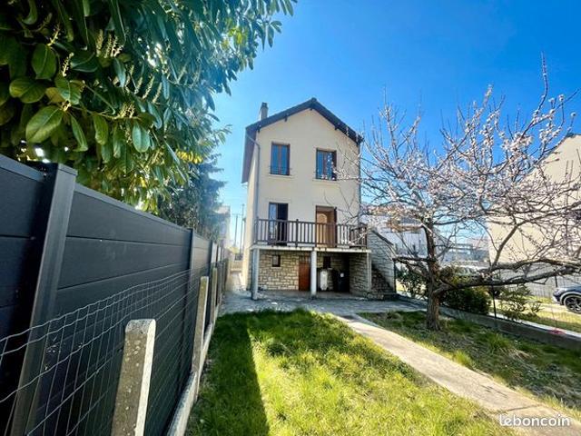 Maison 5 pièces 76 m²