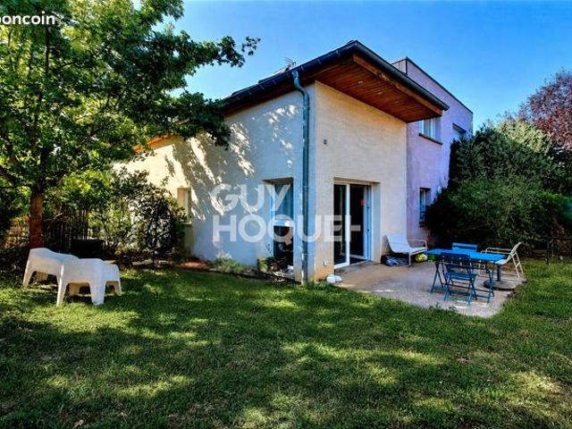 Maison 5 pièces 77 m²