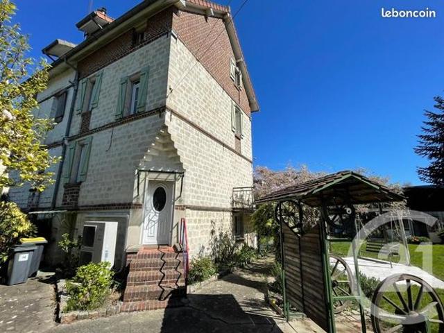 Maison 5 pièces 77 m²