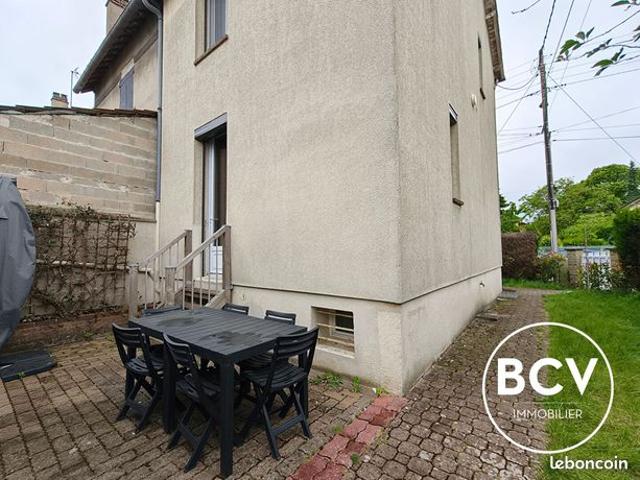 Maison 5 pièces 77 m²