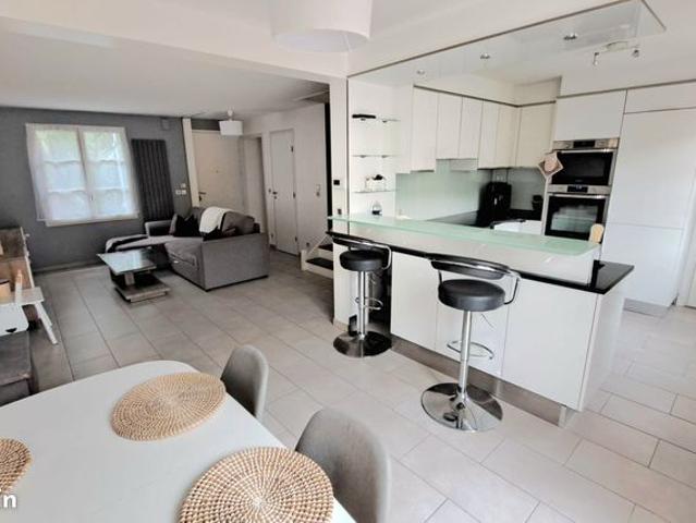 Maison 5 pièces 77 m²