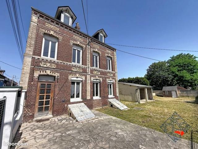 Maison 5 pièces 77 m²