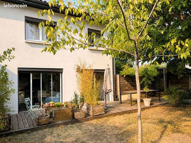 Maison 5 pièces 77 m²