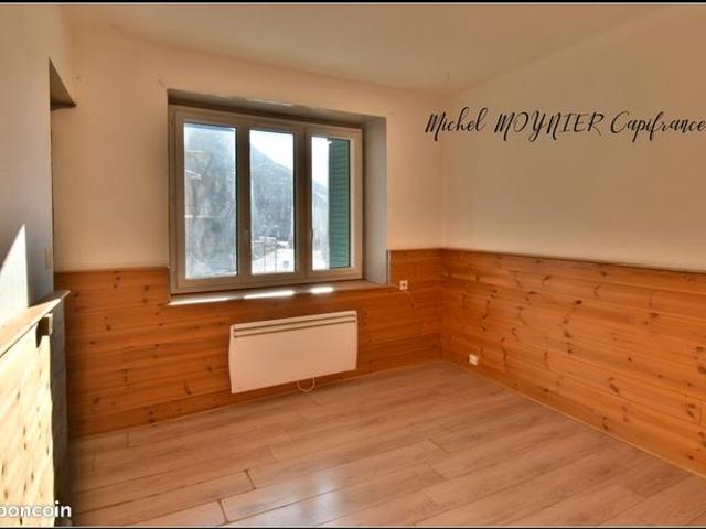Maison 5 pièces 77 m²