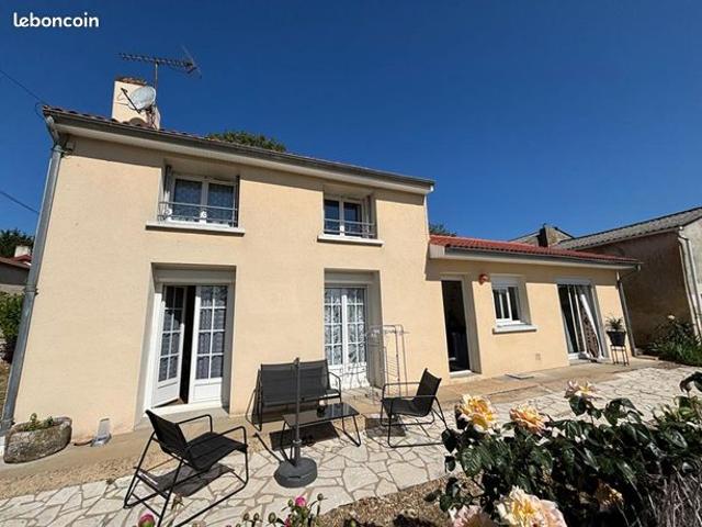 Maison 5 pièces 80 m²