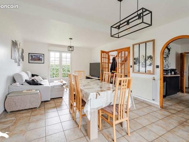 Maison 5 pièces 82 m²