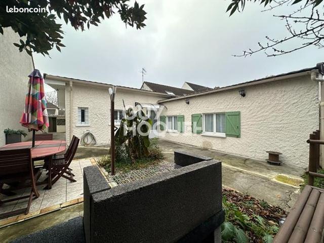 Maison 5 pièces 82 m²