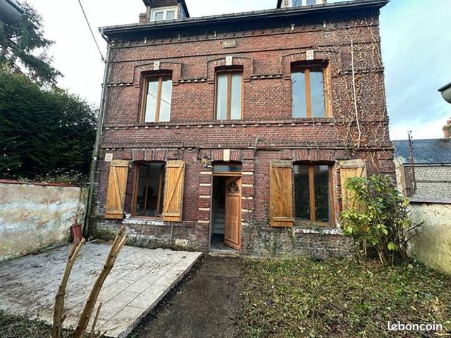 Maison 5 pièces 84 m²
