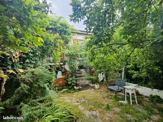 Maison 5 pièces 85 m²