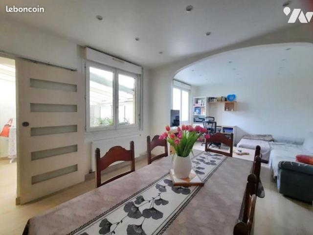 Maison 5 pièces 85 m²