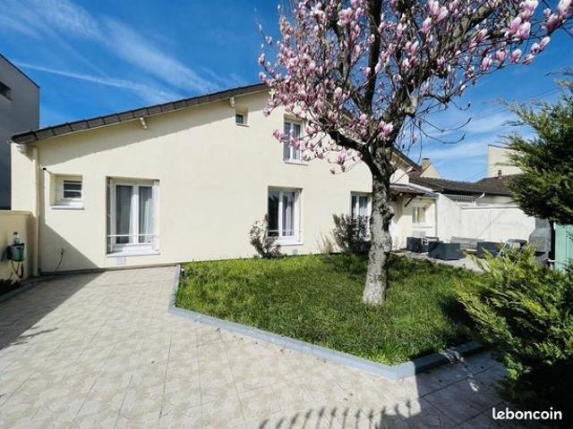 Maison 5 pièces 85 m²