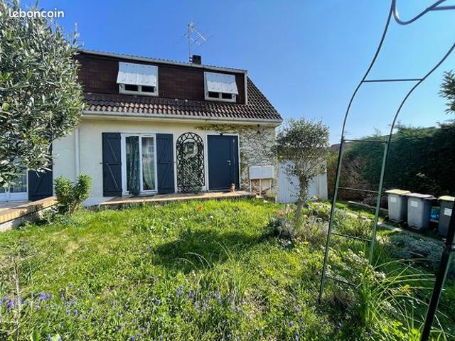 Maison 5 pièces 85 m²