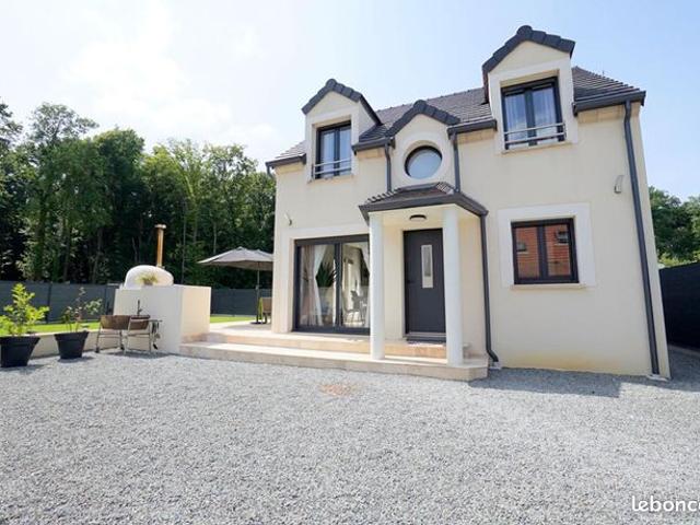 Maison 5 pièces 85 m²