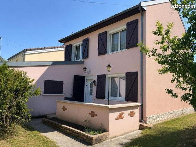 Maison 5 pièces 85 m²