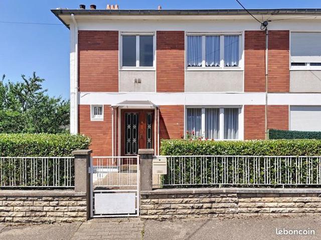 Maison 5 pièces 85 m²
